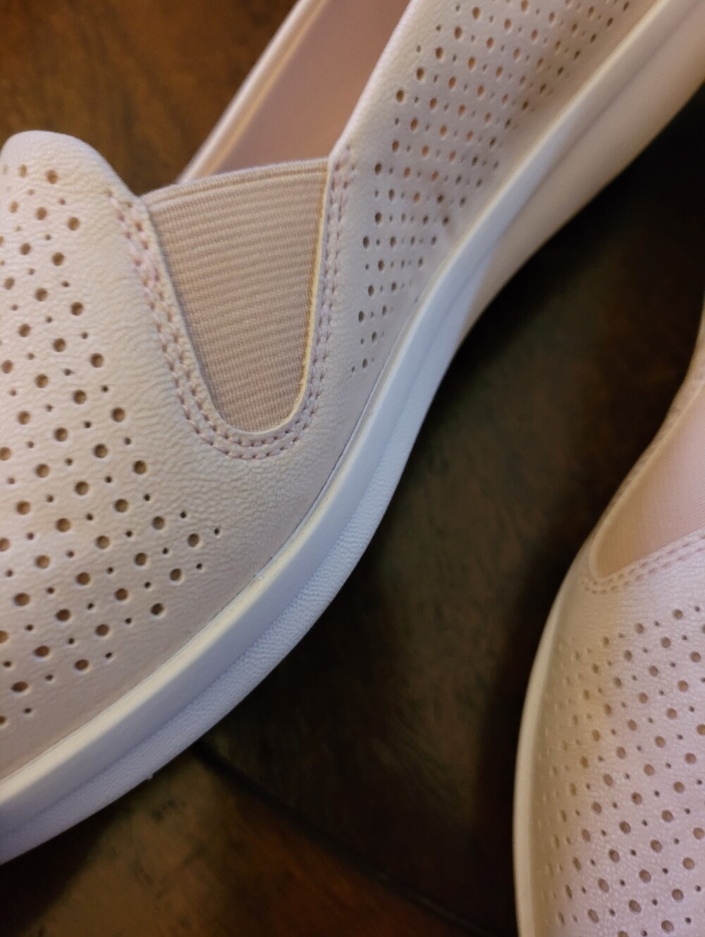 Clarks Cloudsteppers Women's Blush Slip-On Flats. Size 9 Med. - Picture 8 of 9